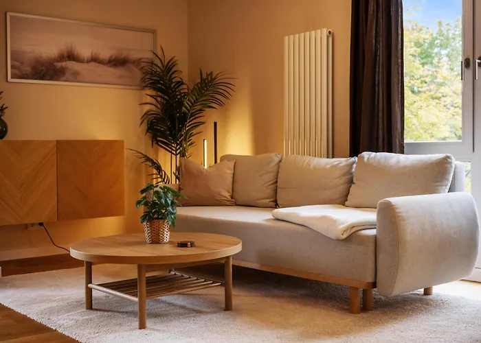 Edler Wohnraum Schwanenteich-Oase Mit Balkon, Kaffeevollautomat, Lift & Parkplatz