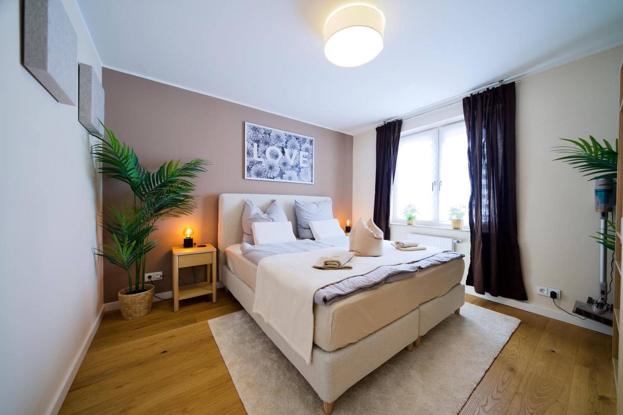 Edler Wohnraum Schwanenteich-oase Mit Balkon, Kaffeevollautomat, Lift & Parkplatz Apartment Zwickau