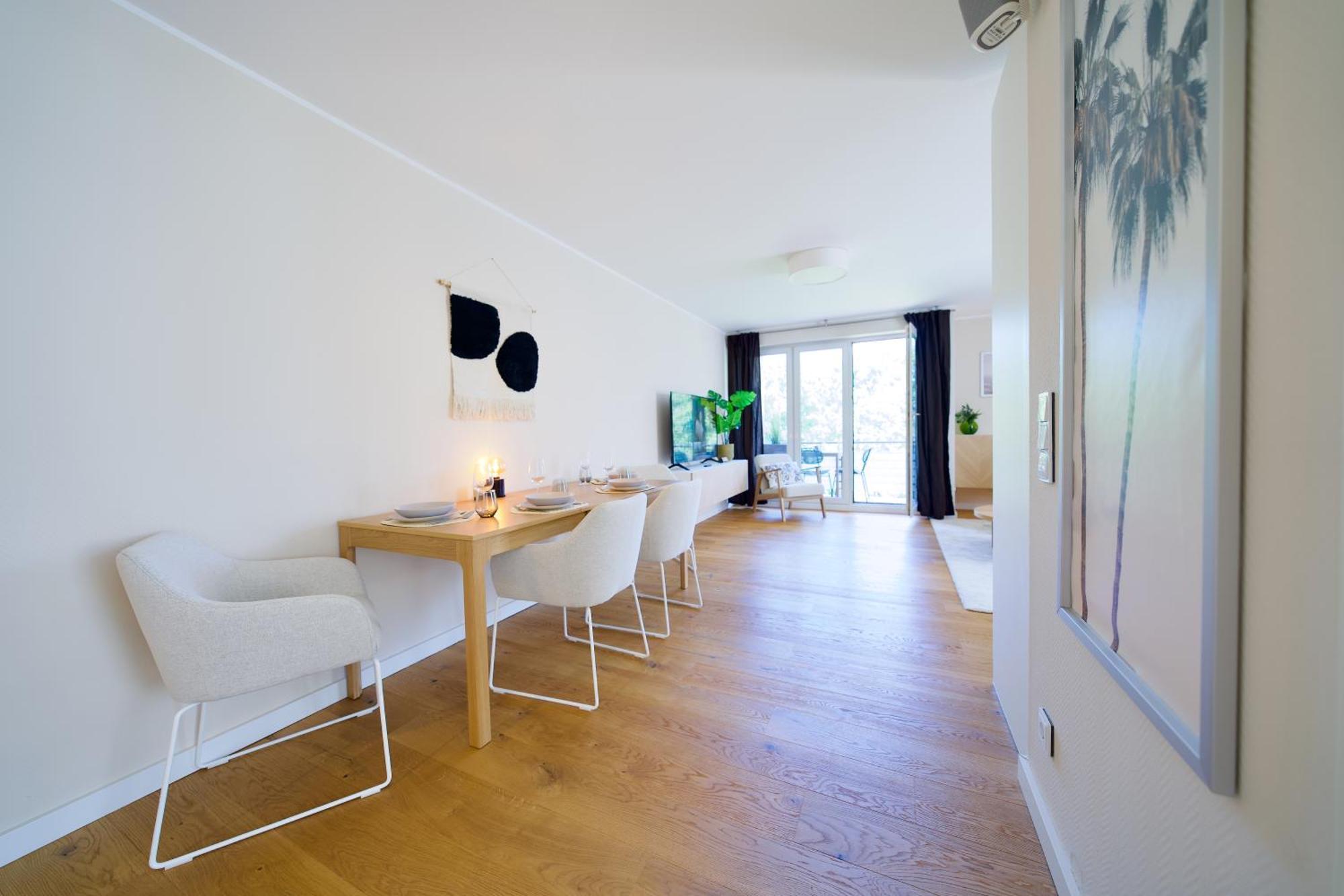 Edler Wohnraum Schwanenteich-oase Mit Balkon, Kaffeevollautomat, Lift & Parkplatz Apartment *